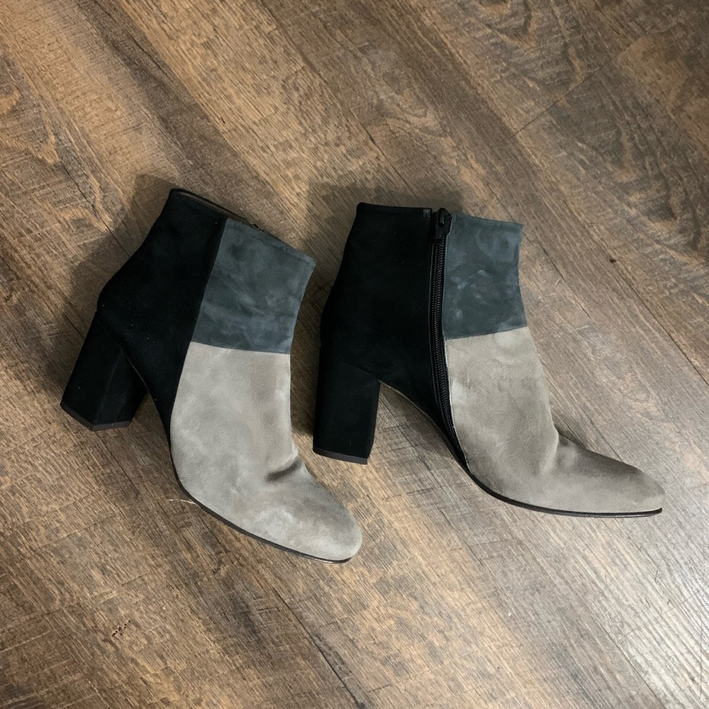 Coclico colorblock suede ankle boots